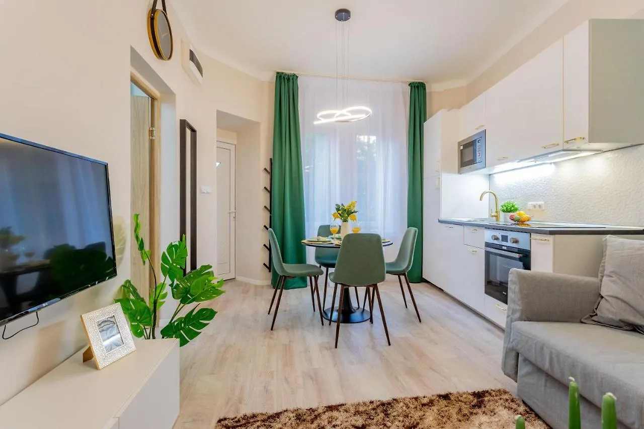 Green Eden Cozy Modern Retreat Budapest 0*,  Ungarn