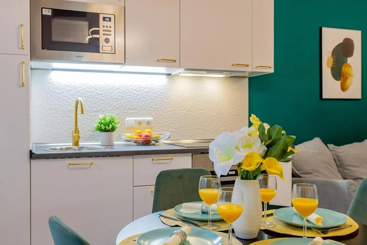 Green Eden Cozy Modern Retreat Budapest